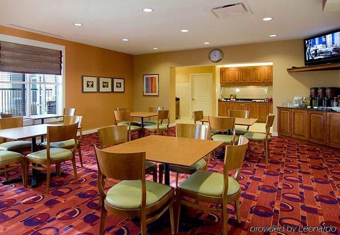 Residence Inn By Marriott Roanoke Airport Restaurant photo